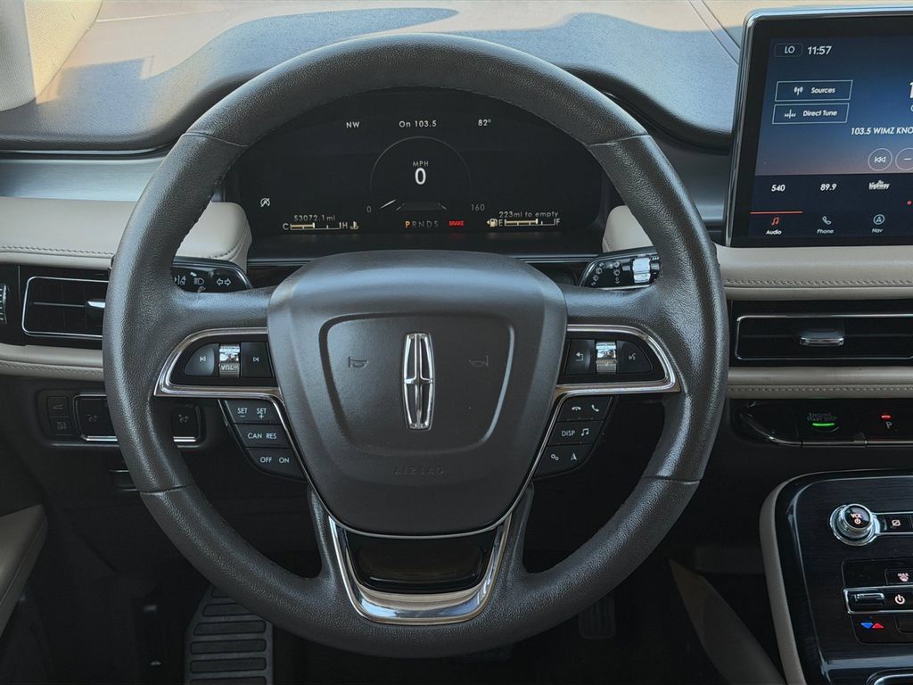 Used 2022 Lincoln Nautilus AWD w/ Premium Package image 20