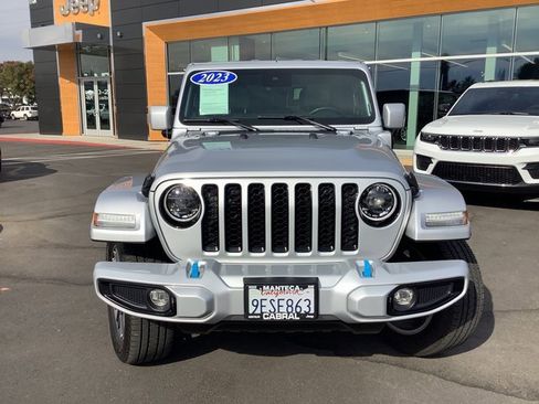Used 2023 Jeep Wrangler Unlimited Sahara image 4