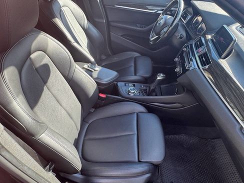 Used 2018 BMW X1 xDrive28i w/ Convenience Package image 16