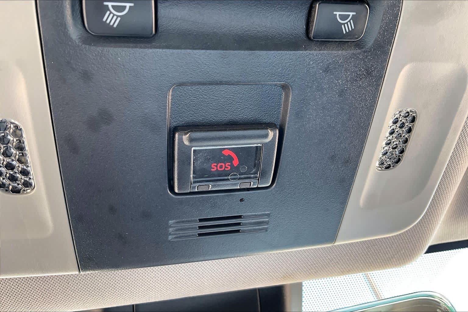Used 2023 Toyota Camry SE FWD image 32
