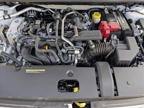 Used 2025 Nissan Sentra SR image 15