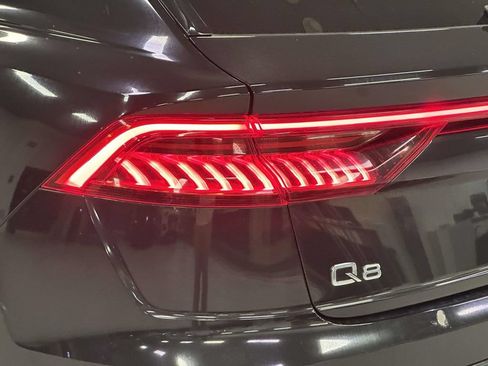 Used 2023 Audi Q8 Prestige w/ Prestige Package AWD/4WD image 13