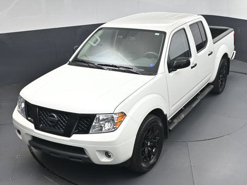 Used 2020 Nissan Frontier SV w/ Midnight Edition Floor Mats RWD image 27