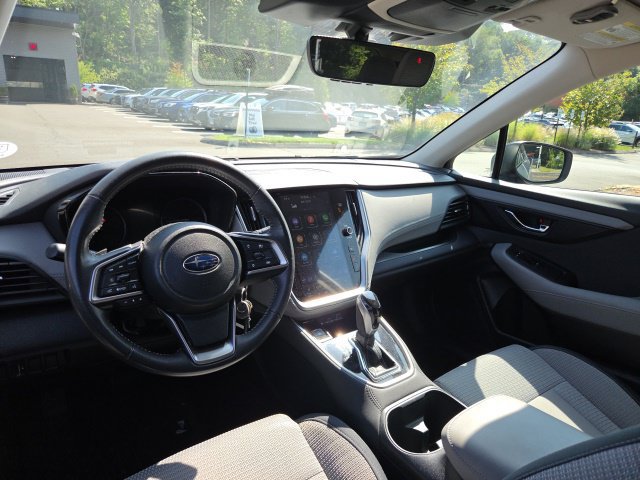 Used 2024 Subaru Outback Premium AWD/4WD image 2