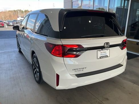 New 2026 Honda Odyssey EX-L image 23