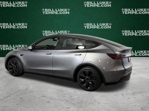 Used 2025 Tesla Model Y Long Range image 8