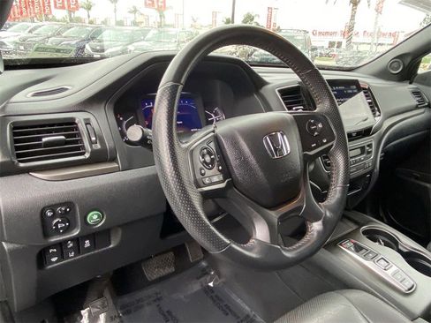 Used 2022 Honda Passport TrailSport image 19
