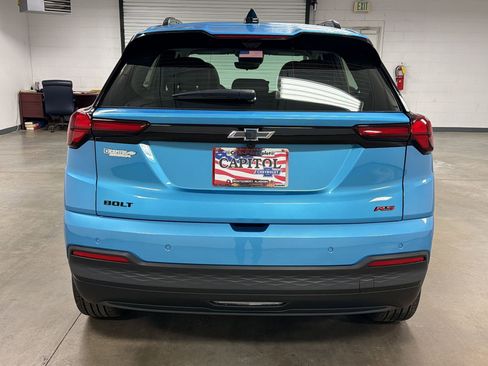 New 2027 Chevrolet Bolt RS w/ Technology Package FWD image 9