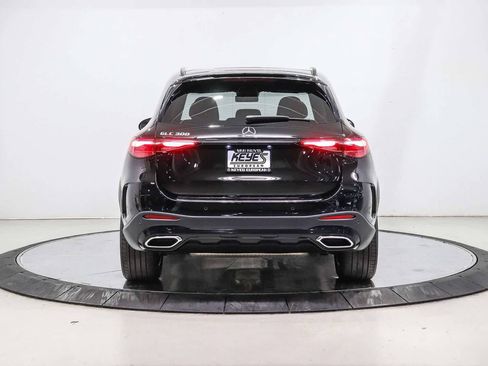 Certified 2024 Mercedes-Benz GLC 300 image 3