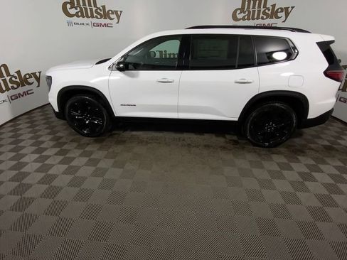 Used 2026 GMC Acadia Elevation w/ Black Edition image 5