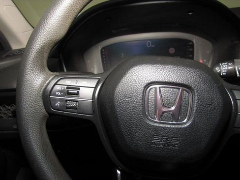 Certified 2023 Honda Accord LX image 5