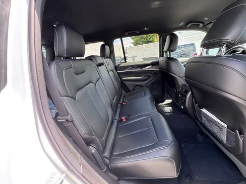 New 2026 Jeep Grand Cherokee Limited AWD/4WD image 21