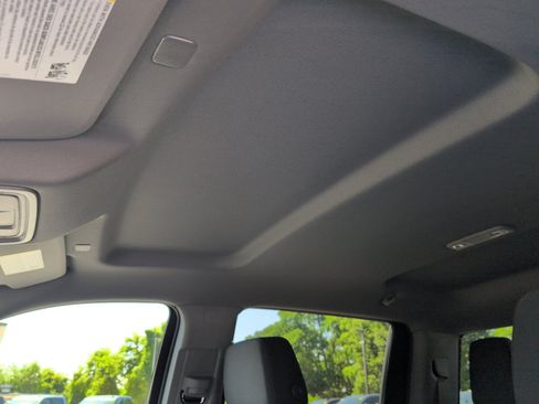 New 2026 Chevrolet Silverado 2500 Custom w/ Custom Value Package AWD/4WD image 30