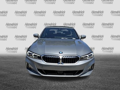 Used 2025 BMW 330i Sedan RWD image 3