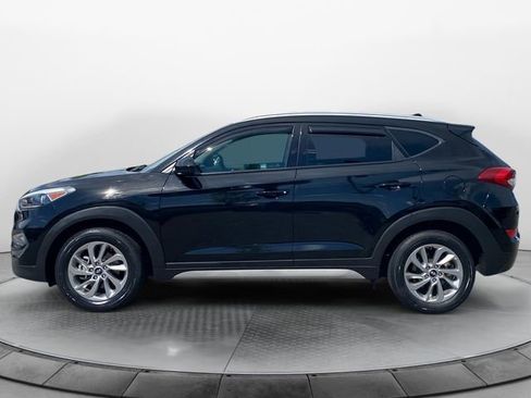 Used 2018 Hyundai Tucson SEL FWD image 2