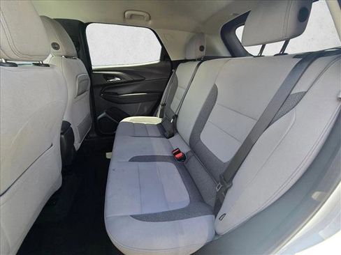Used 2025 Chevrolet TrailBlazer LT FWD image 15