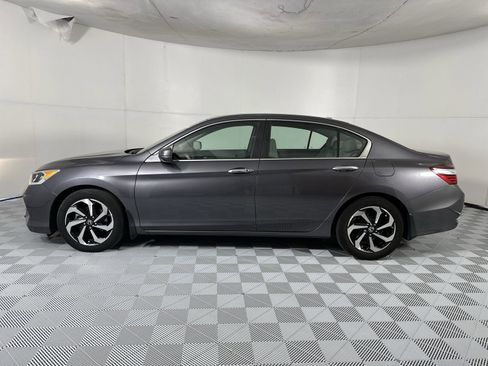 Used 2017 Honda Accord EX-L image 5