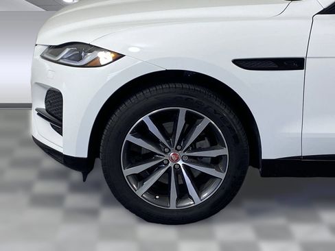 New 2023 Jaguar F-PACE S image 9