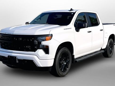 Used 2023 Chevrolet Silverado 1500 Custom AWD/4WD image 3