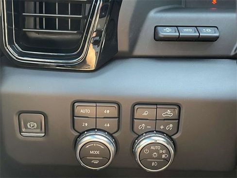 Certified 2023 GMC Sierra 1500 AT4X image 26