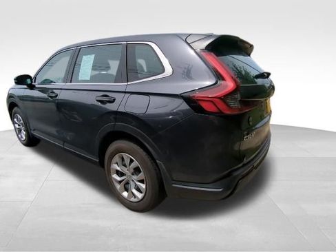 Used 2024 Honda CR-V LX image 3