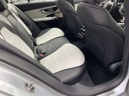 New 2026 Mercedes-Benz E 53 AMG e 4MATIC Sedan image 40