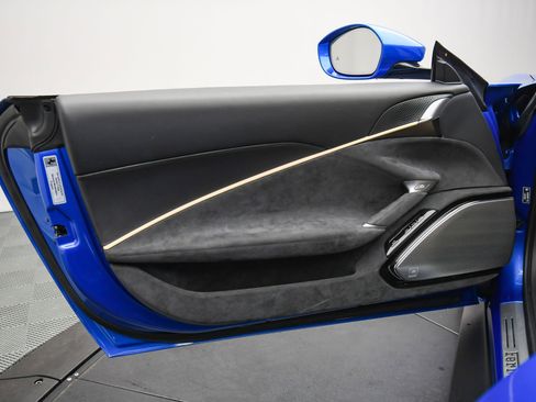 Used 2025 Ferrari Roma Spider image 49