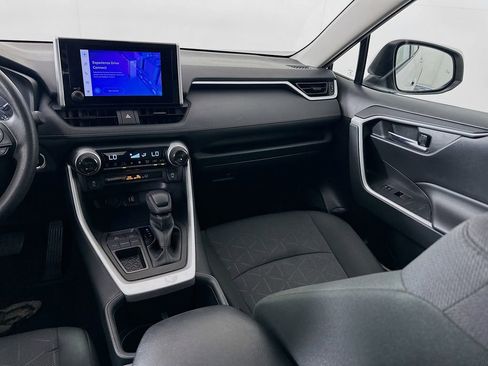 Certified 2025 Toyota RAV4 XLE FWD image 23