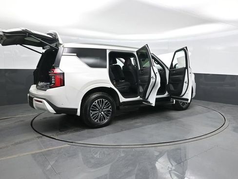 New 2025 Nissan Armada SL w/ Captain's Chari Seat Package image 64