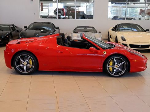 Certified 2015 Ferrari 458 Spider image 30