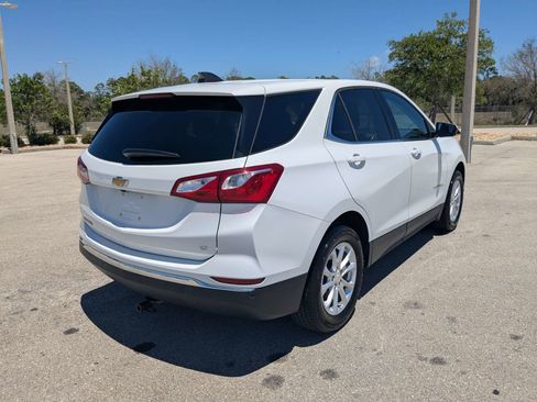 Used 2020 Chevrolet Equinox LT w/ Driver Convenience Package FWD image 5