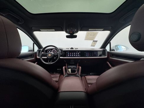 Used 2025 Porsche Cayenne S AWD/4WD image 20