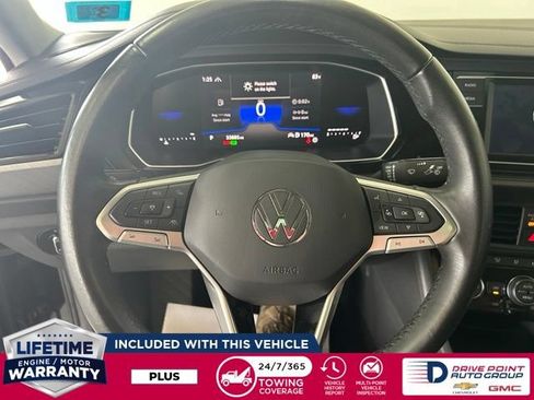 Used 2024 Volkswagen Jetta SE FWD image 16