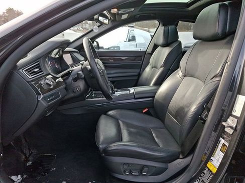 Used 2012 BMW ALPINA B7 xDrive image 16
