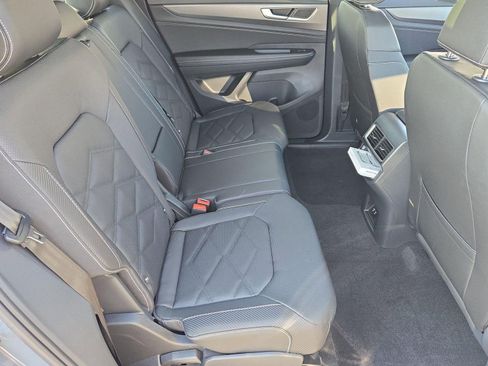 New 2026 Volkswagen Atlas Cross Sport SE AWD/4WD image 24