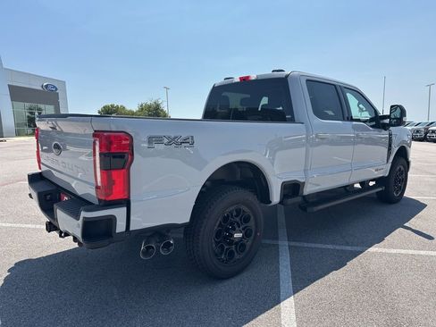 New 2026 Ford F250 XLT w/ XLT Premium Package image 8