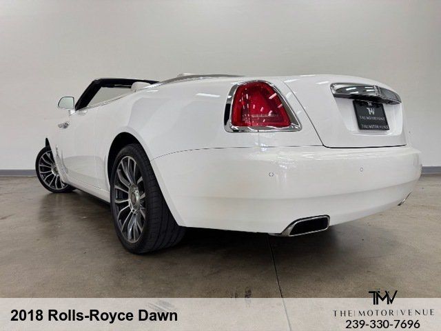 Used 2018 Rolls-Royce Dawn RWD image 10