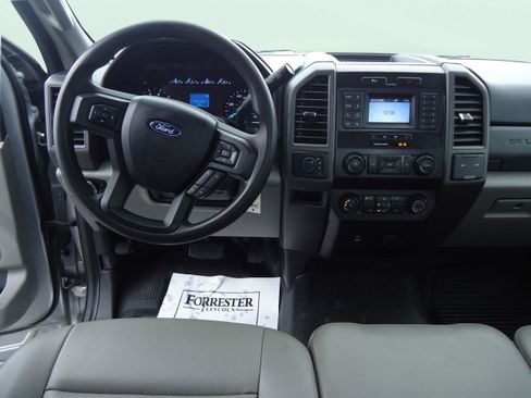 Used 2020 Ford F250 XL w/ Power Equipment Group image 13