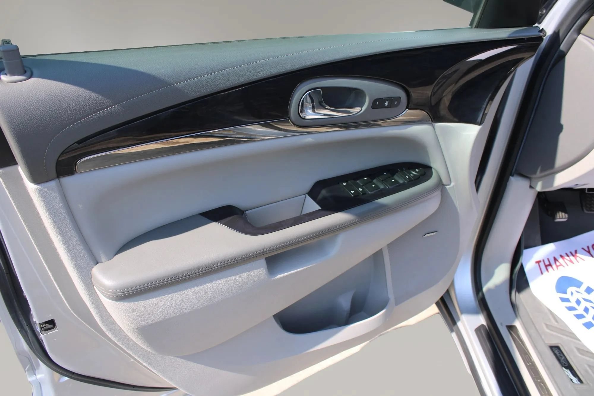 Used 2015 Buick Enclave Premium w/ Experience Buick Package FWD image 13