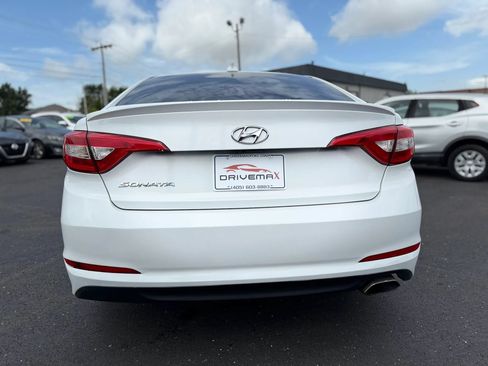 Used 2017 Hyundai Sonata SE FWD image 5