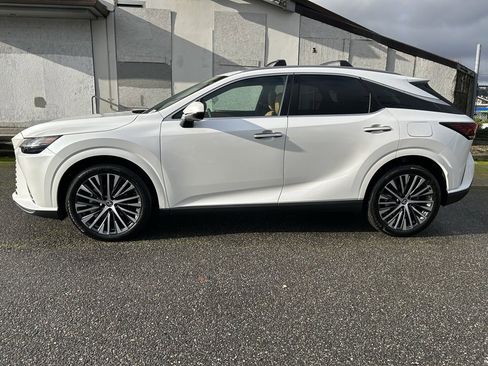 Used 2023 Lexus RX 350 Premium Plus w/ Cold Area Package image 8