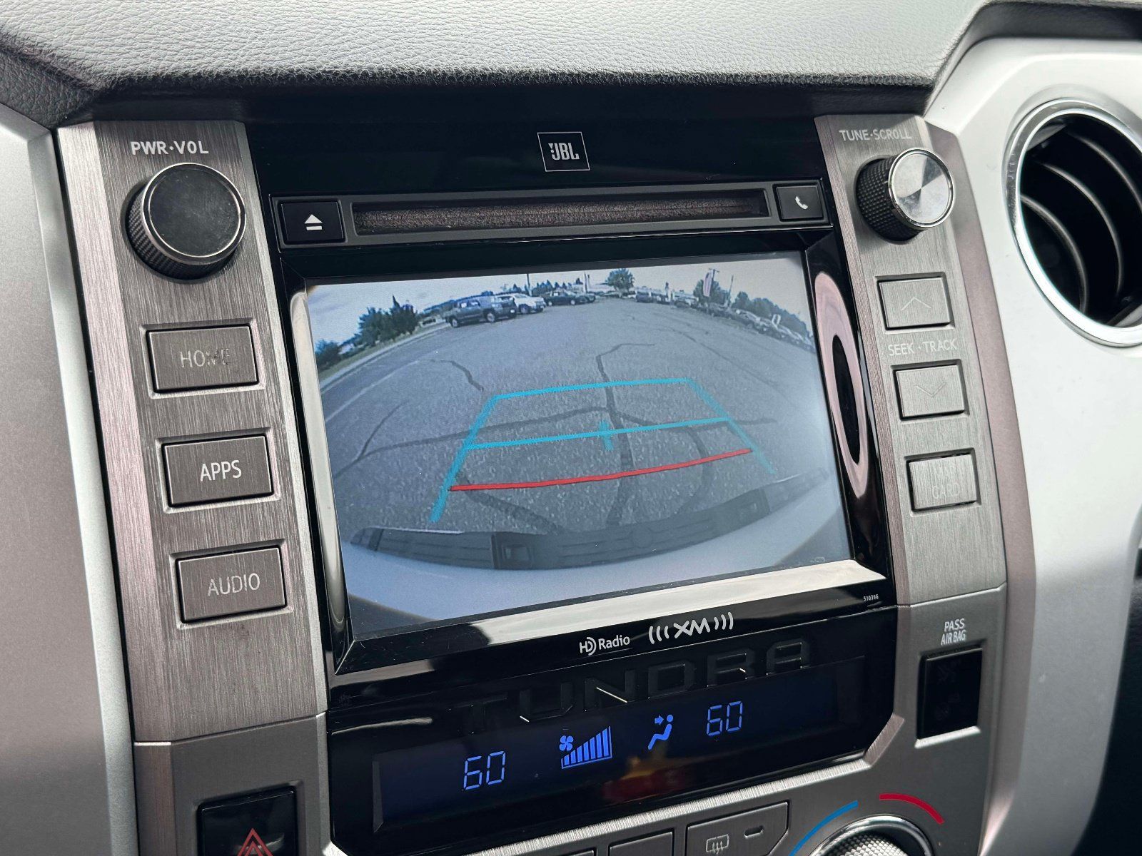 Used 2019 Toyota Tundra Platinum AWD/4WD image 27