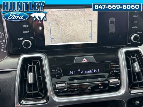 Used 2022 Kia Sorento SX AWD/4WD image 25
