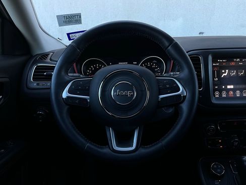 Used 2019 Jeep Compass Trailhawk image 31