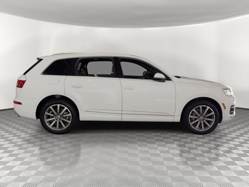 Used 2019 Audi Q7 2.0T Premium Plus w/ Premium Plus Package AWD/4WD image 8