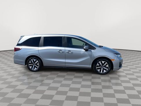 Used 2025 Honda Odyssey EX-L image 8