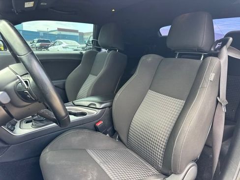 Used 2022 Dodge Challenger GT RWD image 30