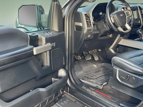 Used 2018 Ford F150 Raptor w/ Equipment Group 802A Luxury image 48