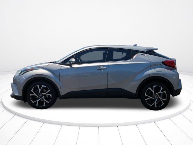 Used 2019 Toyota C-HR Limited FWD image 6