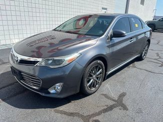 Used 2015 Toyota Avalon XLE FWD video 1
